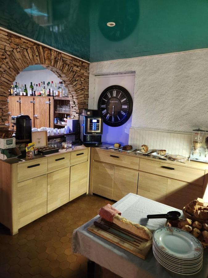Logis Hotel Restaurant Les Charmettes アルジェレス・シュル・メール エクステリア 写真