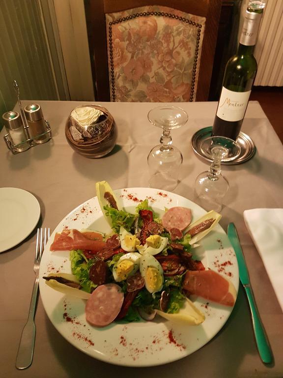 Logis Hotel Restaurant Les Charmettes アルジェレス・シュル・メール エクステリア 写真