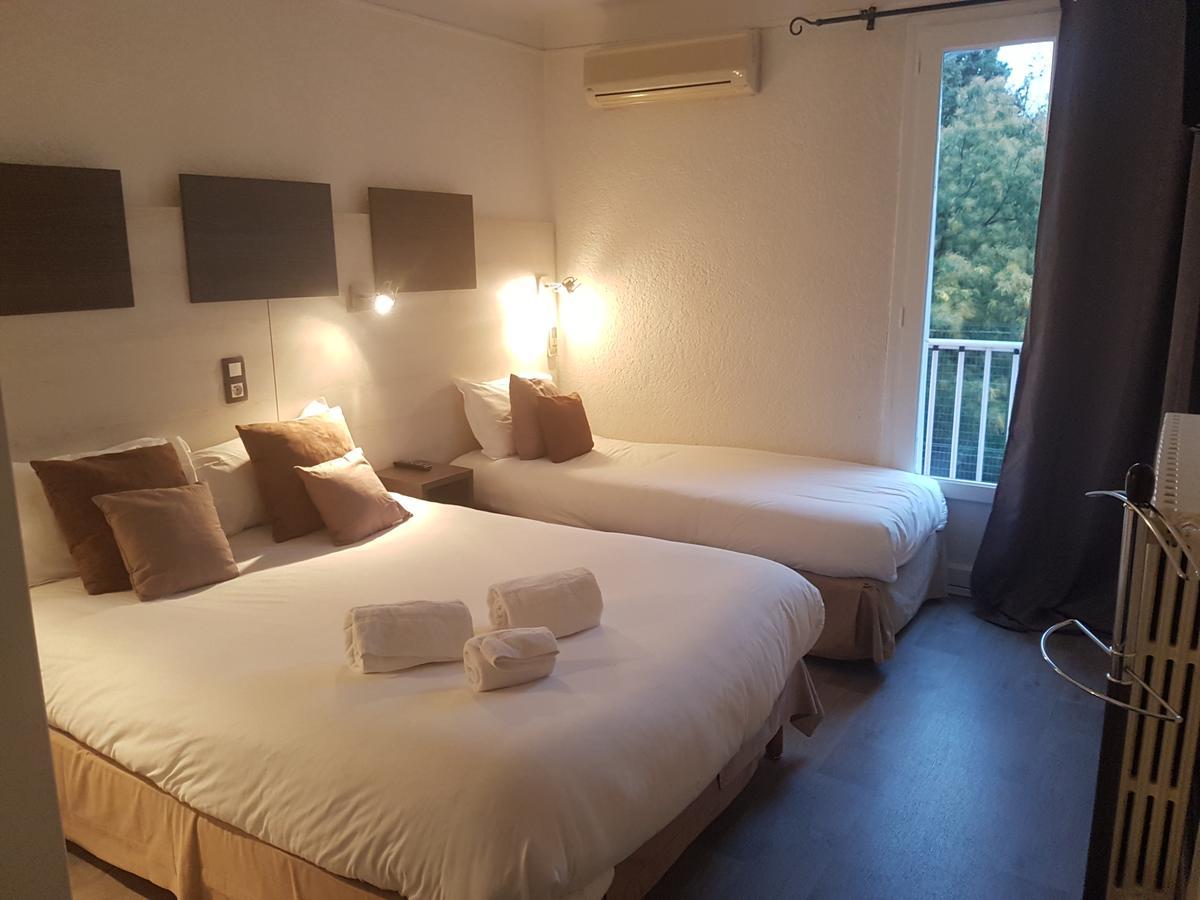 Logis Hotel Restaurant Les Charmettes アルジェレス・シュル・メール エクステリア 写真